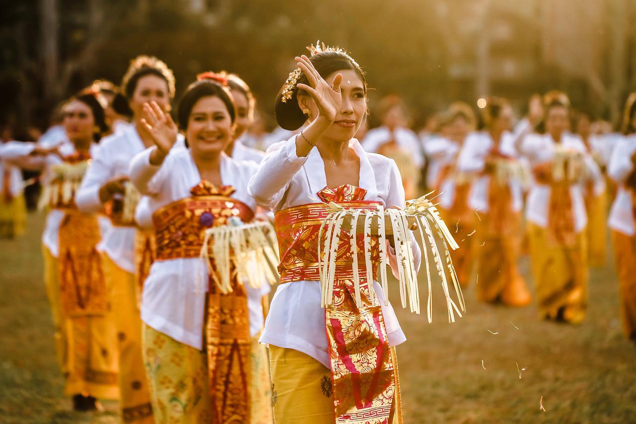 dance, balinese, traditional-4271941.jpg